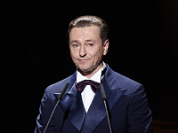 Сергей Безруков будет совмещать работу во МХАТ и Губернском театре