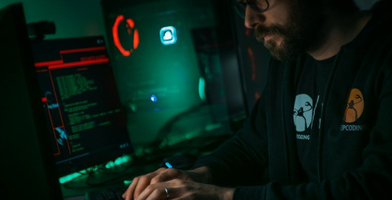 В Крыму произошла DDoS-атака на крупных операторов связи