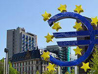 РБК: Euroclear начал разблокировку активов российских инвесторов без одобрения США