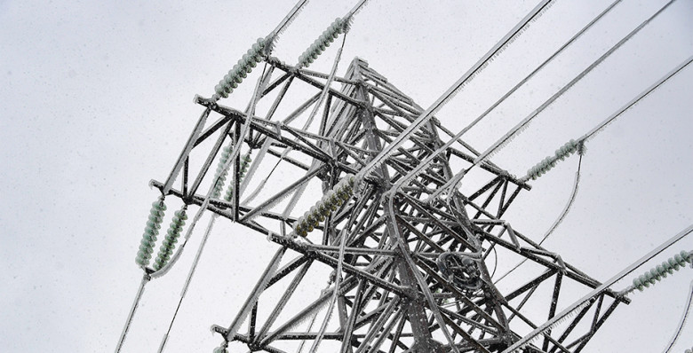 Во Владивостоке свыше 28 тыс. человек остались без света