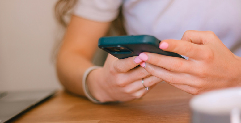 Глава Google призвал не доверять ответам нейросетей