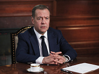 Дмитрий Медведев рассказал о работе дворником в студенчестве