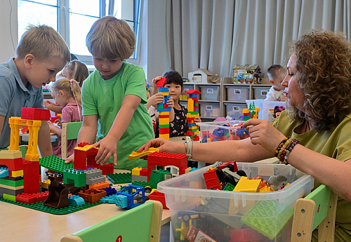 Минпросвещения: график работы детсадов можно адаптировать по запросу родителей