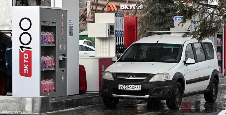 Кремль отверг возможность влияния ситуации вокруг Ирана на цены на топливо в РФ