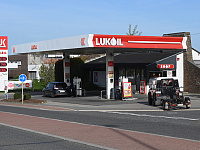 США продлили лицензию на операции с зарубежными АЗС «Лукойла» до 29 апреля