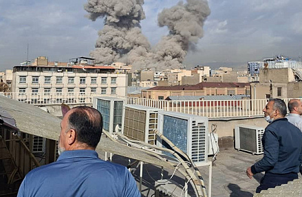 Почему США и Израиль атаковали Иран и причем здесь Британия