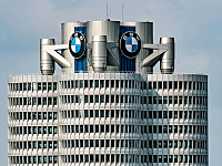 BMW отзовет более 570 тыс. автомобилей по всему миру из-за риска возгорания