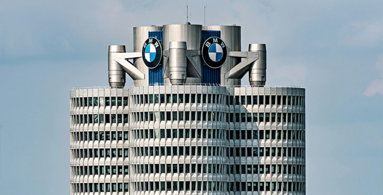 BMW отзовет более 570 тыс. автомобилей по всему миру из-за риска возгорания