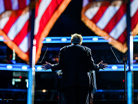 Дональд Трамп: отмена пошлин грозит США убытками свыше $3 трлн