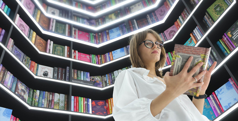 В России начнут маркировать некоторые книги Эриха Марии Ремарка и Джона Стейнбека