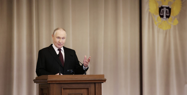 Владимир Путин: в тюрьме должен сидеть вор, а не мелкий правонарушитель