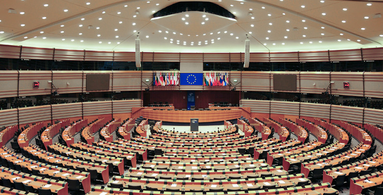 Евросоюз ввел санкции против портов Мурманска и Туапсе