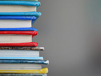 В школьных учебниках сделают упор на изучение России и добавят задания с ИИ