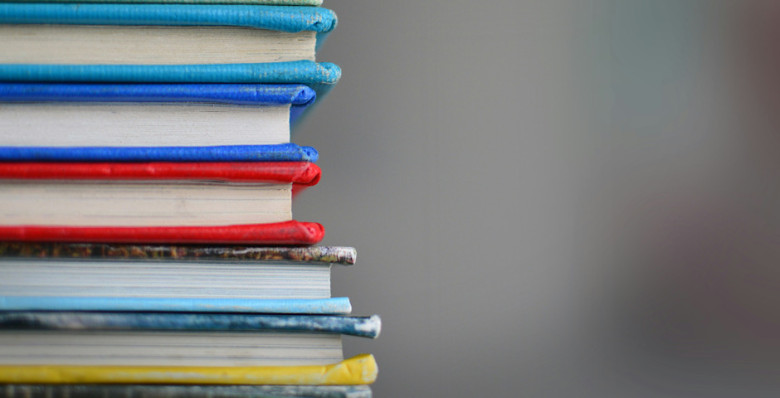 В школьных учебниках сделают упор на изучение России и добавят задания с ИИ