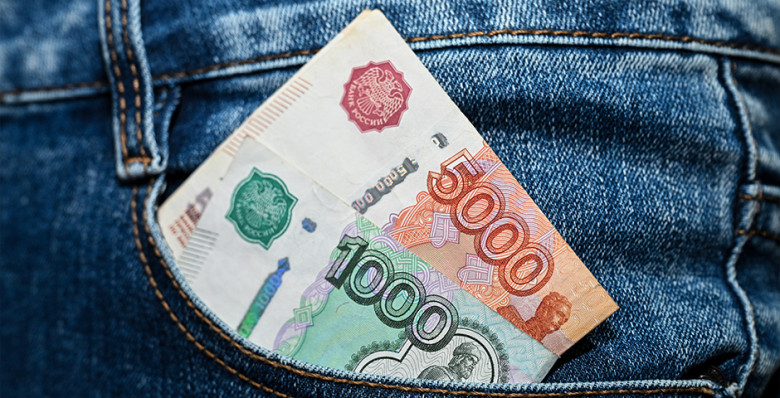 ЦБ: треть россиян предпочитают хранить сбережения в наличных