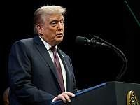 Дональд Трамп подписал указ о «золотых визах» США