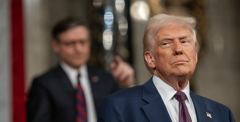 Time заменил обложку после критики Дональда Трампа