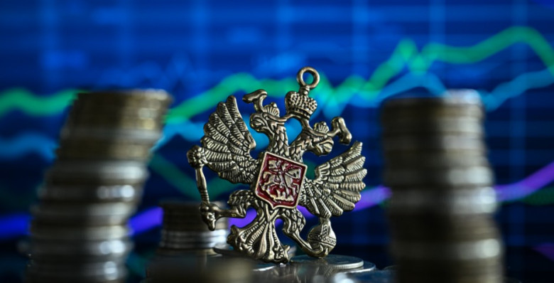 Реальные ставки по кредиткам в России превысили 50%