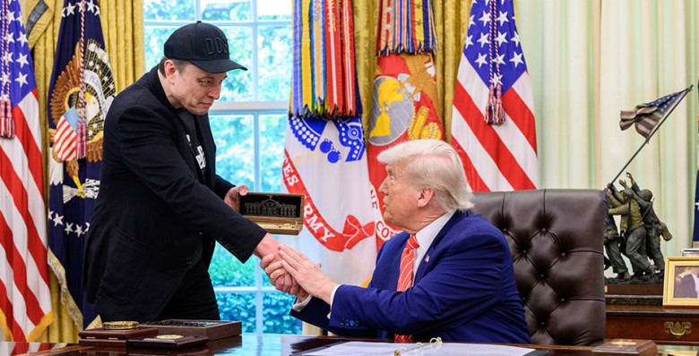 Дональд Трамп предложил DOGE проверить деятельность Илона Маска