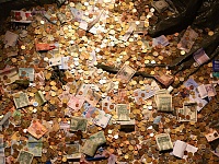 Euroclear заявил о рисках реинвестирования доходов с замороженных активов России