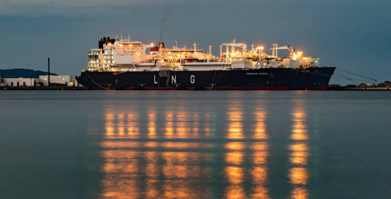 FT рассказала о мире «на грани катастрофы» из-за сокращения поставок газа