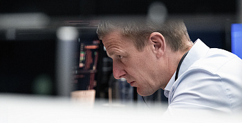 Индекс Мосбиржи остановил снижение