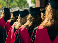 В ведущих российских вузах скорректировали правила приема