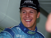 Daily Mail: Михаэль Шумахер больше не прикован к постели