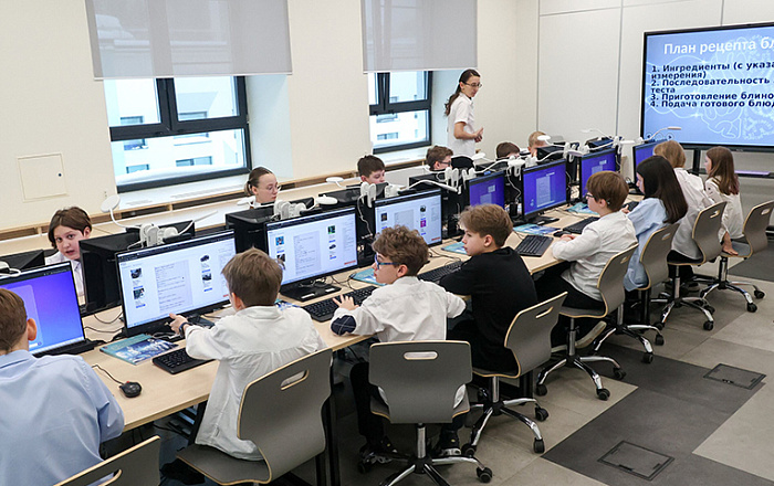 Минпросвещения назвало критерии оценки за поведение в школах