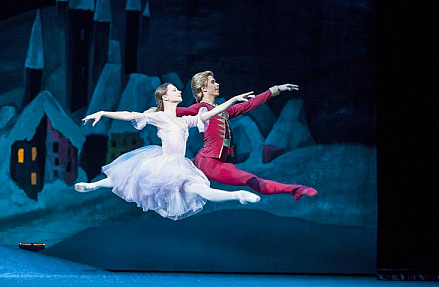 Театр начинается с сайта