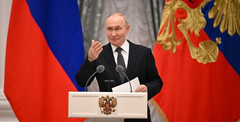 Владимир Путин подписал законы о допмерах поддержки участников СВО и их семей