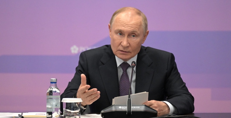 Владимир Путин запустил новый терминал аэропорта Хабаровска