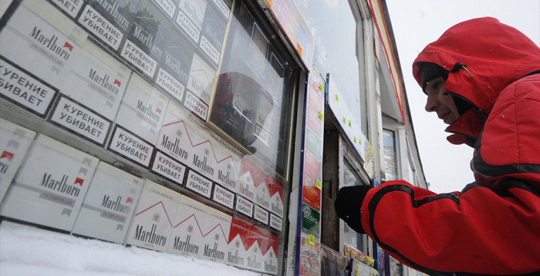 «Известия» узнали о возможной отсрочке запрета на продажу табака на остановках