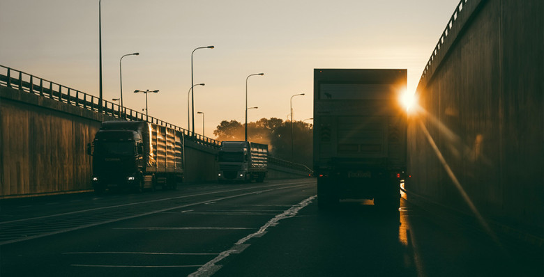 Казахстан временно закрыл пункт пропуска на границе с РФ из-за разлива реки