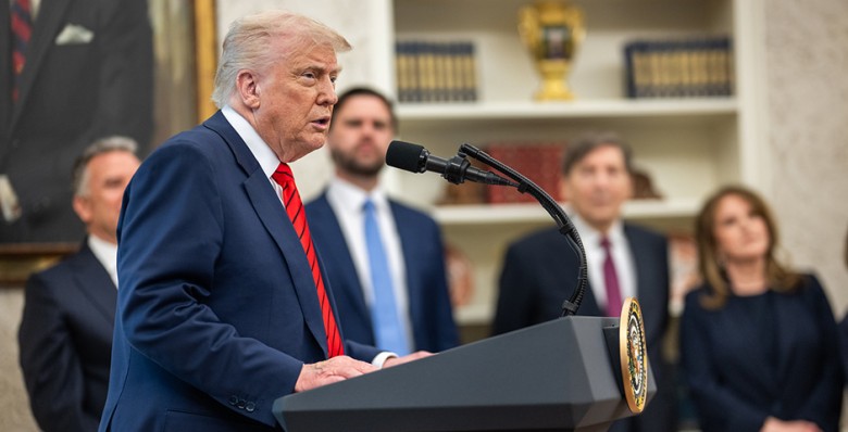 Дональд Трамп сообщил о подписании торговой сделки с Китаем
