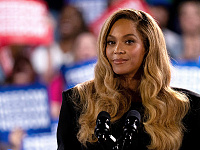 Бейонсе стала пятым в истории музыкантом-миллиардером