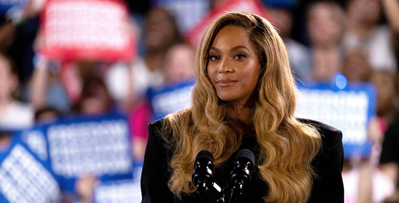 Бейонсе стала пятым в истории музыкантом-миллиардером