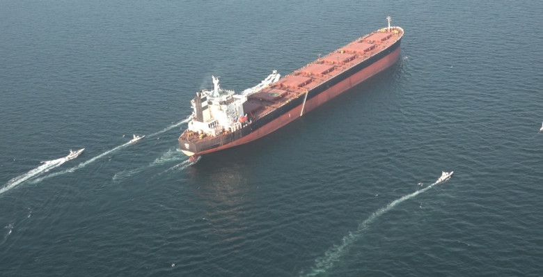 FT: страны ЕС начали переговоры с Ираном о разблокировке Ормузского пролива