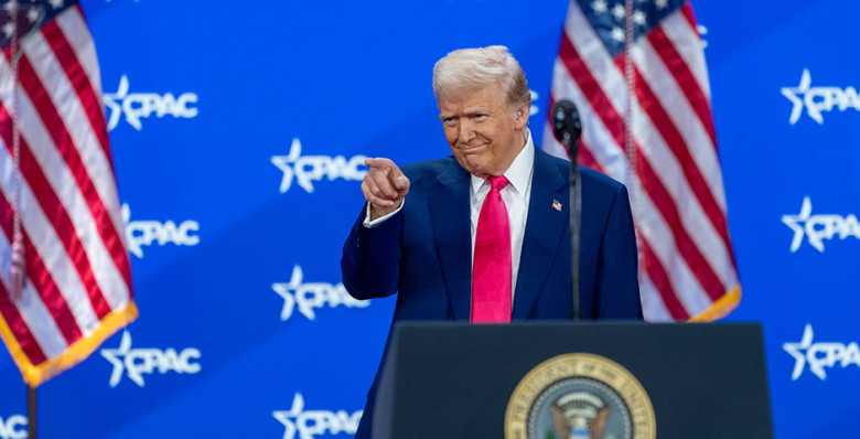 СМИ: Дональд Трамп хочет встретиться с Владимиром Путиным на следующей неделе