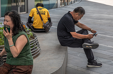 Как в Китае создавали национальный мессенджер и чем на него похож Mах