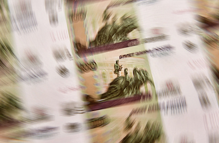 Как заморозка бюджетного правила скажется на рубле