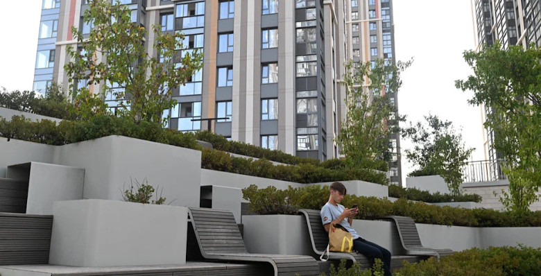 Россияне стали получать уведомления от Госуслуг о создании домовых чатов в Mах