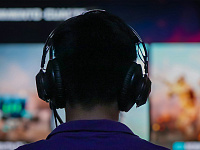 В Госдуме обсуждают введение самозапрета на платежи в компьютерных играх