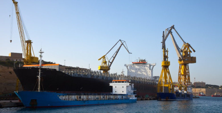 Пожар на морском терминале в Туапсе полностью ликвидирован