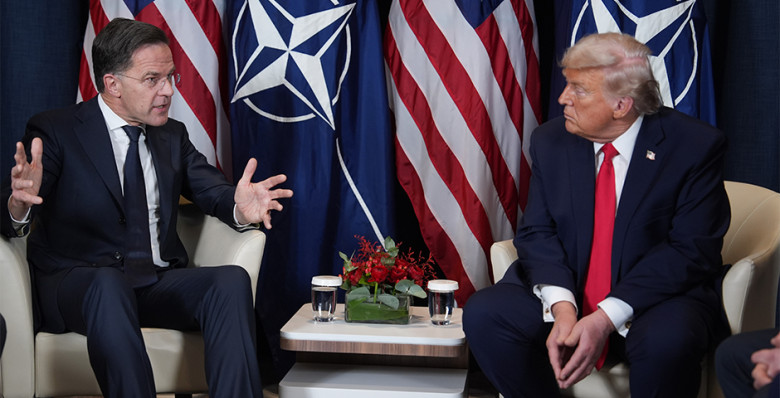 СМИ узнали детали потенциальной сделки США по Гренландии