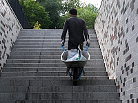 Вячеслав Володин внес законопроект о налоге для мигрантов за членов семьи