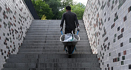 Вячеслав Володин внес законопроект о налоге для мигрантов за членов семьи