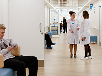 Кабмин увеличил сроки записи на прием к врачу через «Госуслуги»