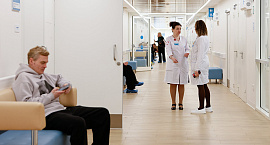 Кабмин увеличил сроки записи на прием к врачу через «Госуслуги»