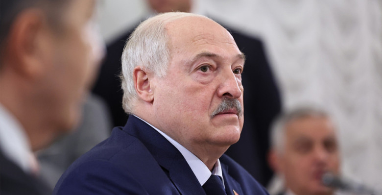 Александр Лукашенко сообщил о покупке «Орешника» у России